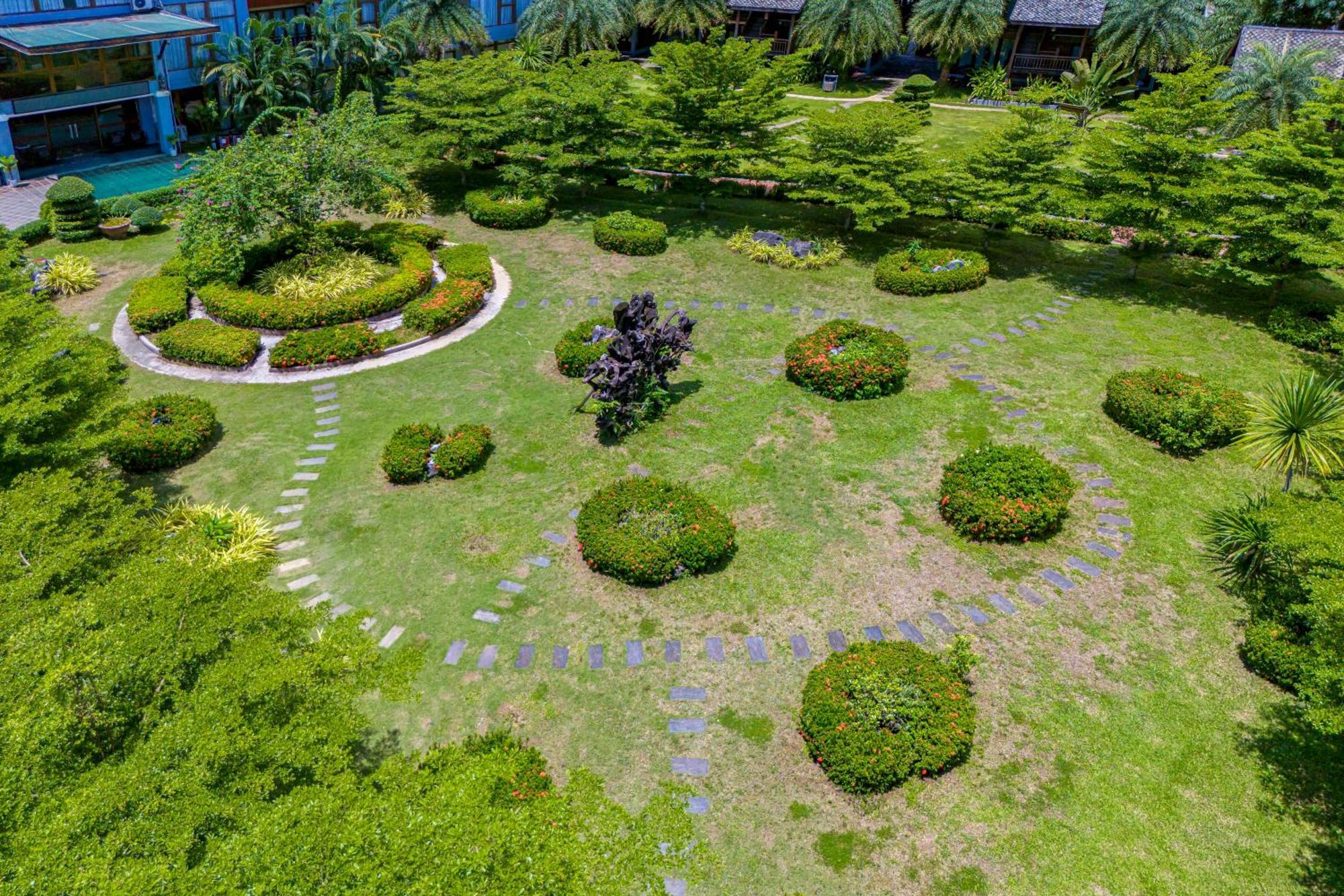Lisha Garden Resort Hotel Vangviang Kültér fotó