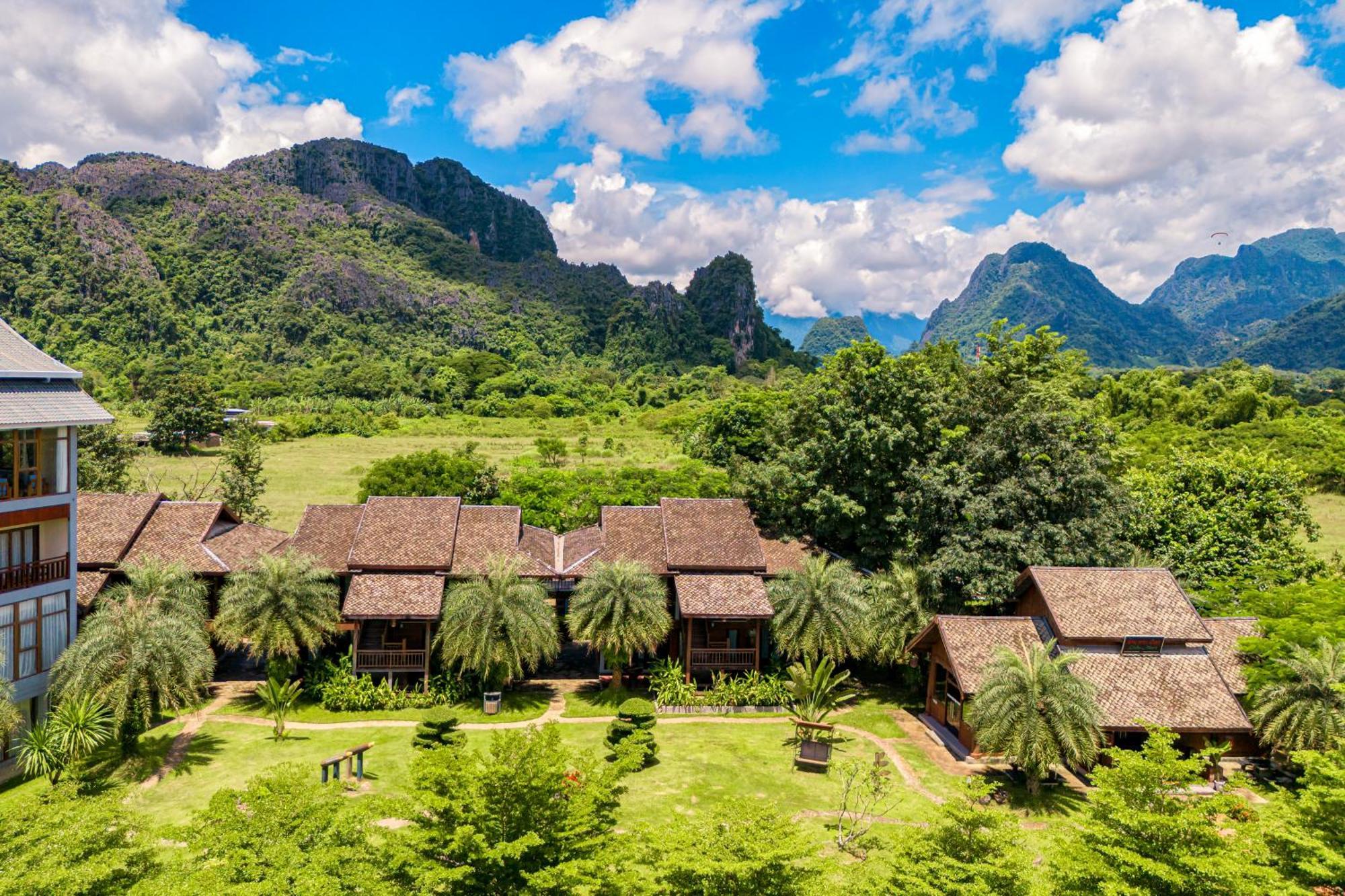 Lisha Garden Resort Hotel Vangviang Kültér fotó