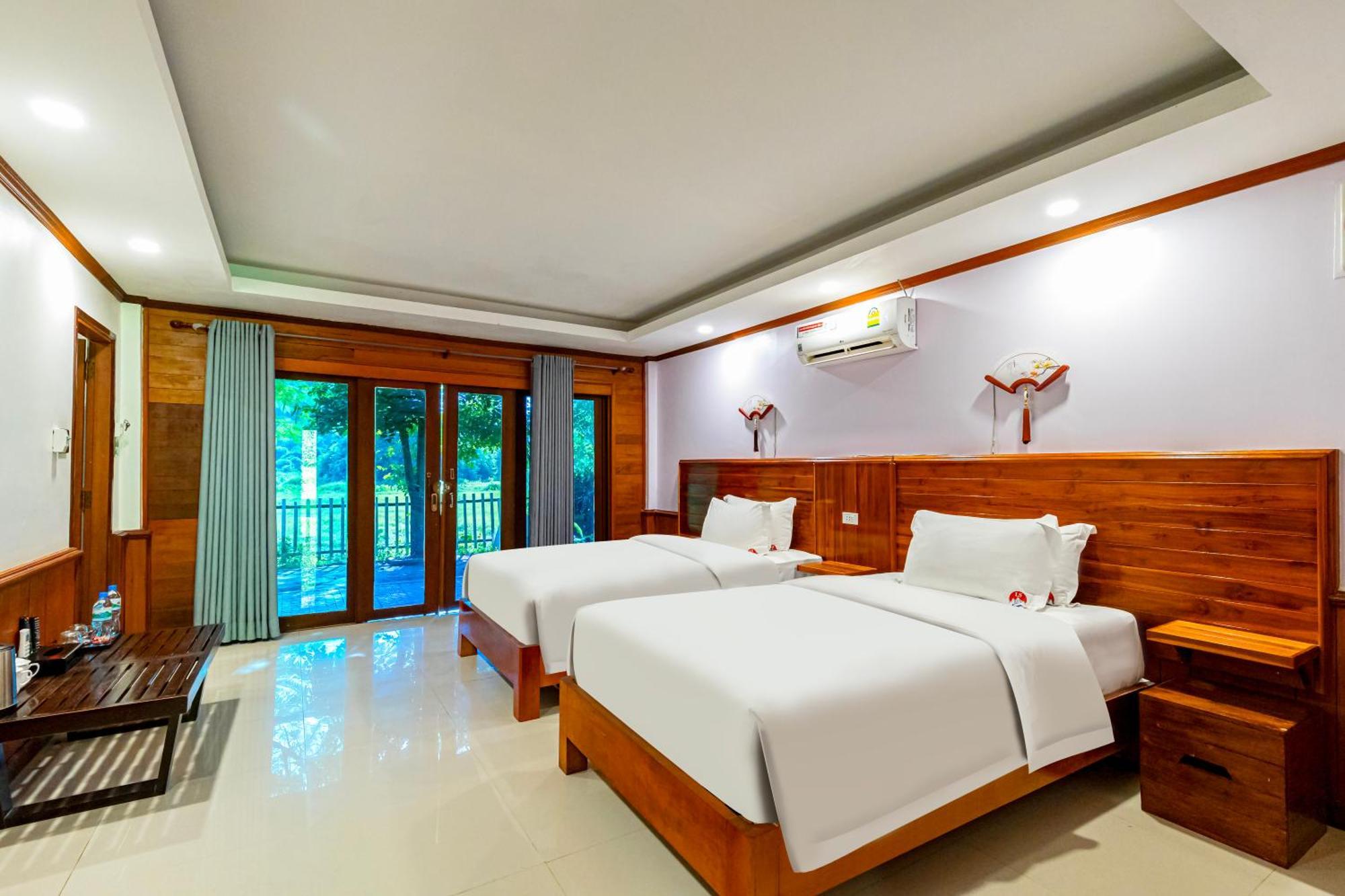 Lisha Garden Resort Hotel Vangviang Kültér fotó